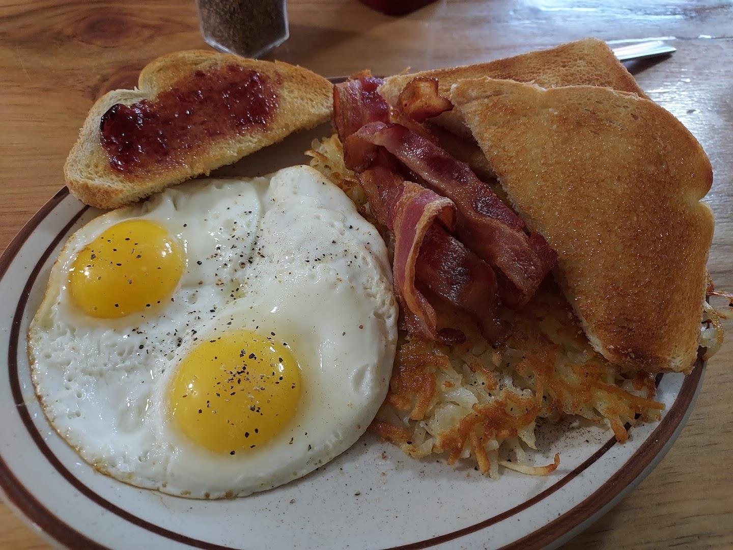 Lake Tomahawk Village Cafe & Pub