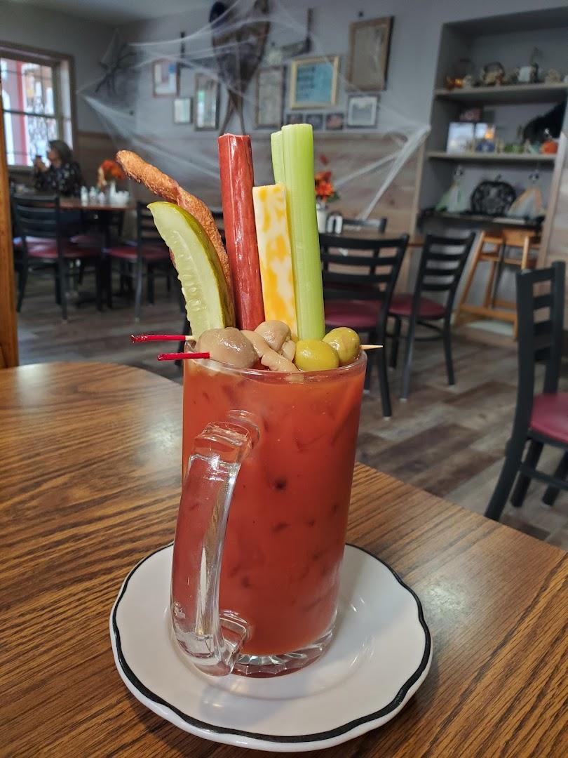 Lake Tomahawk Village Cafe & Pub